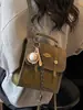 Mochila de Lujo de Nicho con Hebilla para Mujer 2026 Nueva Moda Bolso Cruzado Bolso de Hombro Versátil Retro