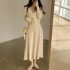 Em estoque: Vestido de alça fino com barra larga + conjunto de jaqueta pequena elegante para mulheres, novo estilo coreano chique maduro, outono de 2026