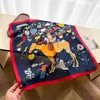 2026 Novo Modelo Lenço Quadrado Pequeno de Algodão Puro Cavalo e Macieira Lenço de Seda Estampado Xale Proteção Solar Lenço Decorativo para Pescoço Lenço Lenço de Cabeça
