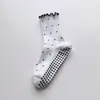 Calcetines de yoga para mujer, calcetines profesionales deportivos para Pilates, fitness, pista de baile, calcetines profesionales antideslizantes de media pantorrilla para mujer al por mayor