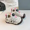 Novedad Otoño 2026 Zapatos de Senderismo para Exteriores para Niños Zapatos Deportivos Casuales Transpirables para Niños Zapatos de Malla Antideslizantes para Niñas