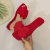 Produtos à Vista Plus Size~ Dropshipping e Etiquetagem Disponíveis! Chinelos de Uma Tira Planos com Laço para Mulheres - Vibração de Verão