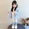 Abrigo para Niña Otoño Invierno 2026 Estilo Nuevo Niña Bebé Elegante con Capucha de Orejas de Conejo Forro Polar Espesado Pelo Integrado Parte Superior
