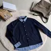 Camisa Larga de Manga Larga a Cuadros Empalmada Falsa de Dos Piezas Estilo Americano Azul Marino para Hombre Top Chaqueta de Alta Gama Miu