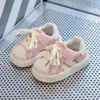 Zapatos de Moda para Niños y Niñas, Zapatos de Otoño para Bebés de 1 a 3 Años, Nuevos Zapatos Funcionales Antideslizantes de Suela Blanda 2025