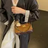 Bolsa de Ombro com Corrente para Axila Feminina Dropshipping 2026 Nova Primavera Verão Luxo Leve Nicho High-End Ombro Único Transversal
