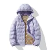 Chaqueta Ligera de Plumas de Invierno para Pareja Hombres Mujeres Negro Dorado Grafeno Cálida Anti-Pilling 80% Plumón de Pato Abrigo con Capucha