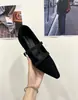 Sapatos Mary Jane Retrô Estilo Coreano com Estampa de Leopardo e Bico Fino para Mulheres, Novo Modelo com Tira Única, Versátil e Estiloso, Sapatos Baixos com Solado Plano que Aumentam a Altura