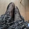 Medias de red huecas con diseño de calavera y telaraña para celebrar Halloween en Internet, medias de seda blancas puras, medias de seda negras sexys.