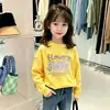 Blusa Estilosa de Gola Redonda para Meninas na Primavera e Outono para Crianças Médias e Grandes Camiseta Versátil da Moda Camada Base para Meninas Algodão Puro Respirável Manga Longa