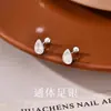 Brincos delicados e pequenos em formato de borboleta e gota redonda, feitos de prata 999 pura, projetados para mulheres, com um visual moderno e estiloso inspirado no Instagram, perfeitos para manter os piercings de orelha