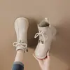 Nueva Colección Primavera y Otoño 2026: Botas de combate Martin de cuero de grano superior con cordones, suelas gruesas, punta redonda cómoda, cremallera lateral y estilo retro