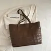 Bolsa Tote de Alta Qualidade e Grande Capacidade para Mulheres, Nova Moda Outono 2025, Bolsa de Ombro Cruzado de Nicho, Bolsa de Mão para o Dia a Dia
