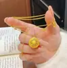 Nuevo Modelo Colgante de Disco Hueco con Símbolo de Fortuna Chapado en Oro de la Misma Joyería de Oro, Venta al por Mayor Directamente del Fabricante para Comercio Electrónico en Vivo