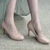 Zapatos de tacón alto de punta redonda estilo retro Chuyuji para mujer, nuevos zapatos casual versátiles 2026 que no cansan los pies