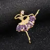 Suministro Directo Europeo Colgante Geométrico de Ballet, Collar de Pedrería de Alta Gama Incrustado con Cristal, Colgante Electrochapado de Nicho en Stock