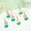 Brincos em Forma de Flor de Ameixeira, Ganchos de Orelha de Folha Frescos e Simples, Brincos Versáteis para Meninas, Disponíveis em Várias Cores