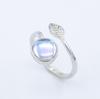 Deseo Nueva Venta Caliente Anillo Creativo de Piedra Lunar Cristal Hoja Abierto Ajustable Anillo Femenino Anillo de Cola T135