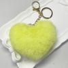 Llavero colgante de pompón de corazón multicolor, adorno colgante para coche, pequeño corazón de durazno de felpa con estampado de leopardo, accesorios de joyería al por mayor
