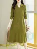 Vestido suéter base de punto transfronterizo 2026 nuevo estilo otoño e invierno, corte holgado, elegante, vestido largo hasta la rodilla