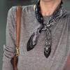 Pañuelo Vintage Flor de Anacardo para Mujer Primavera y Otoño Elegante Versátil Bufanda de Cuello Sentido Avanzado Pañuelo Cuadrado Pequeño Lazo para el Cabello Bufanda