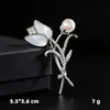 Broche anti-exposição estilo coreano Tulipa placa borboleta alfinete cintura justa artefato simples corsage acessórios pérola fivela pino