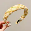Faixa de cabelo xadrez de cetim para mulheres, faixa de cabelo antiderrapante para outono e inverno, uso diário, faixa de cabelo para lavar o rosto, acessório de cabelo de coroa alta