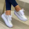 2024 Sapatos Casuais Femininos de Comércio Exterior Cadarço Frontal Bico Redondo Europeu e Americano Solado Grosso Sapatos Adesivos Transfronteiriços Tamanho Grande Sapatos Casuais