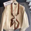 Bufanda de Seda para Mujer 2026 Nuevo Estilo Bufanda para Cuello con Sensación de Lujo, Larga y Rayada para Otoño, Combinable con Camisas, Estilo Coreano, Bufanda Versátil