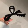 YHJ Acessórios de cabelo Novo Presilha de cabelo grande com flocado laço irregular pinça tubarão prendedor de cabelo para a parte de trás da cabeça acessório de cabelo prendedor de cabelo