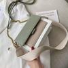 2023 nuevo bolso cuadrado pequeño de nicho con textura de moda de otoño e invierno, bolso pequeño popular de este año, bolso de mujer bandolera mensajero versátil