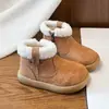 Botas de Algodón para Niñas 2026 Invierno Nuevo Estilo Niños Felpa Adentro Cálidas Botas de Nieve Niña Pequeña Retro Grandes de Algodón Antideslizantes Botas Cortas