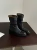 Botas Ankle Boot de Couro de Vaca Super Macio Estilo Retrô Maillard Branco Femininas 2026 Novas Botas Pregueadas Empilhadas Salto Bloco Solado Grosso Botas Martin