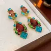 Aretes Redondos con Tachuelas de Diamante Cuadrado y Cadena Plateada, Cadena de Suéter Estilo Corte Vintage Francés, Exquisito Juego de Joyería de Alta Gama