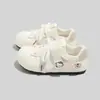 Zapatillas Planas de Campana para Mujer 2026 Verano Nuevo Bordado de Dibujos Animados Velcro Versátil Moda Zapatos Blancos 3705