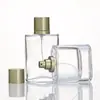 Botella de perfume de vidrio al por mayor de fábrica 60ml bayoneta 100ml botella rociadora hidratante cuadrada plana Botella para tónico