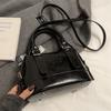 Nuevos Productos al por Mayor Corea del Sur Moda Súper Caliente Gama Alta Piel Suave Bolso Almohada Portátil Versátil para Commuter Ocio Bolso Cruzado para Mujer