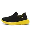 Sapatos Infantis Meninos Tênis de Tela Simples Verão Respirável Slip-On Solado Macio Casual Tênis de Corrida Infantil Atacado