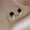 Pendientes Negros con Goteo de Aceite en Forma de Diamante de Estilo Único, Moda Coreana y Japonesa, Exquisitos Pendientes Versátiles, Pendientes Simples de Lujo Ligero de Alta Gama