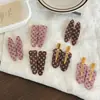 Set de Pasadores para el Cabello con Puntos Polka Marrón-Rosa y Borde Ondulado Vintage, Pinza de Pico de Pato con Textura de Acetato, Pinza Suave Francesa para Flequillo Lateral