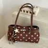 Bolsa de ombro poá para mulheres, nova coleção outono 2026, retrô e versátil, adequada para o dia a dia, feita de camurça