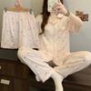 Pijama de nicho fofa de desenho animado feminina de verão fina estudante manga curta conjunto de três peças solto primavera e verão roupa de casa atacado