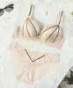 Conjunto de Sutiã com Strass de Luxo Leve para Mulheres, Top Fino e Calcinha Grossa, Realça Seios Pequenos, Aro para Sustentação, Junta os Seios Laterais, Conjunto de Sutiã Vermelho da Moda