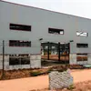 Fábrica de estruturas de aço de Guangdong realiza projetos de construção personalizados para armazéns de vários andares, mezaninos e estruturas de aço para oficinas com alta resistência à compressão.