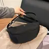 Nueva bolsa casual ligera simple de nailon tipo dumpling, bolsa de pecho versátil para deportes y ciclismo, bolsa de hombro cruzada para el uso diario