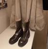 Couro de Cavalo Texturizado Super Oferta Botas Curtas Slim com Salto Grosso e Solado Grosso com Zíper nas Costas para Mulheres Outono/Inverno 2026 Botas de Cavaleiro
