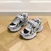 Tamanho 32-37, sola de dupla camada, tênis esportivos infantis médios e grandes, sapatos de viagem infantis, sapatos casuais estilo "dad shoes" para meninos e meninas 6344