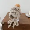 Gorro de pompom estilo coreano para crianças, chapéu de malha jacquard moderno e versátil, gorro de tricô quente para proteger as orelhas ao ar livre para meninos