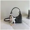 Bolsa de Braço Nova Verão 2026 Estilo Coreano Bolinhas Moda Bolsa de Ombro Único Personalidade Elegante Grande Capacidade Cor Sólida Pequena Bolsa Quadrada