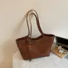 Bolsa Tote Retro de Gran Capacidad para Viajes Diarios Mujer 2026 Otoño Nueva Llegada Versátil para el Día a Día Sensación de Alta Gama Bolso de Hombro Único